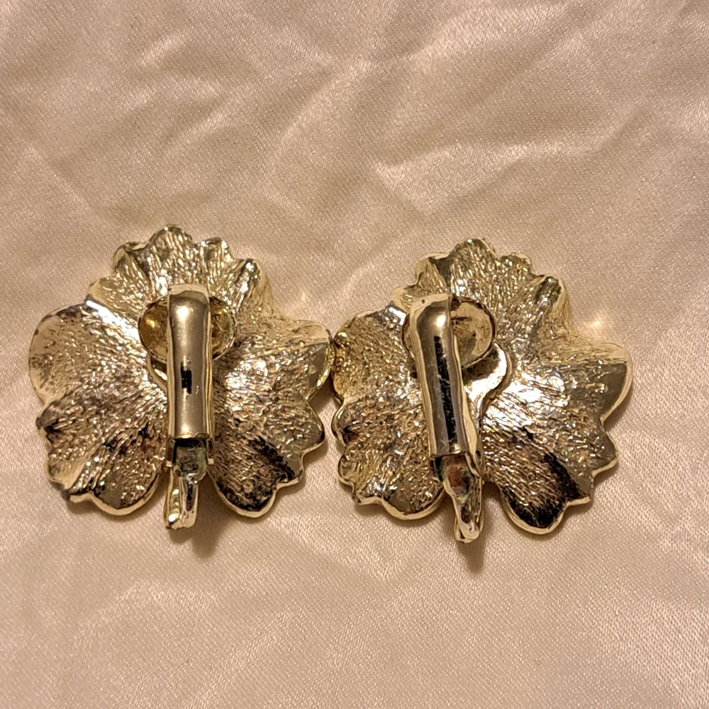 Vintage Earrings 8/14